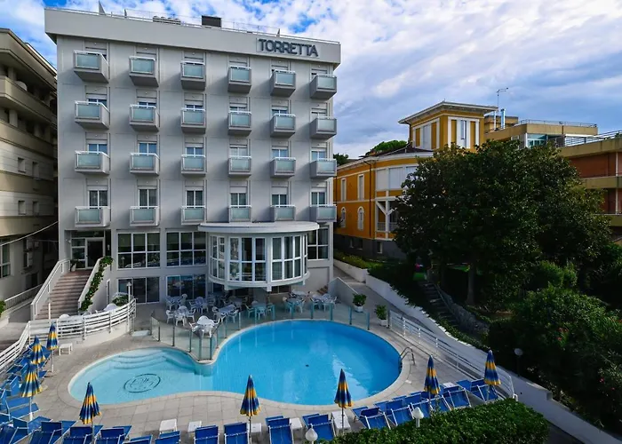 Apartahotel Torretta Cattolica