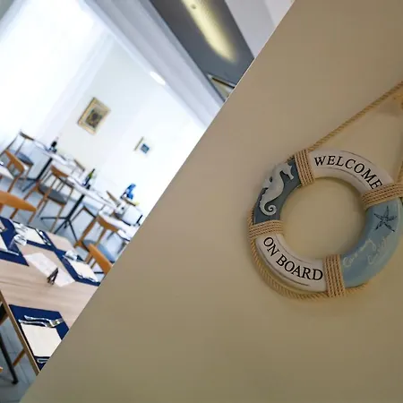 アパートホテル Torretta カットーリカ