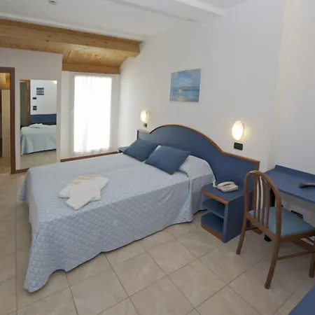 Ξενοδοχείο με διαμερίσματα Torretta 3*